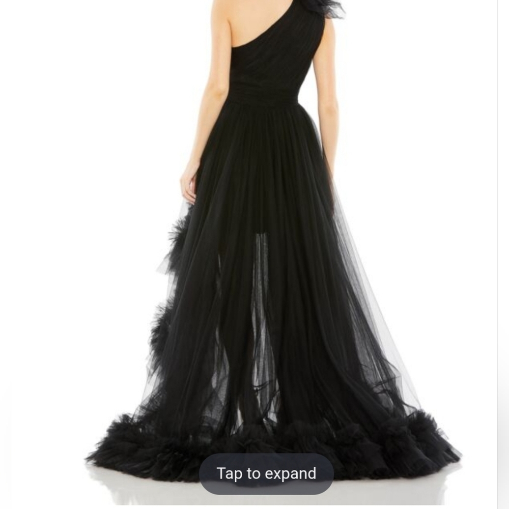 Elegant Mac Duggal Black One-Shoulder Evening Gown